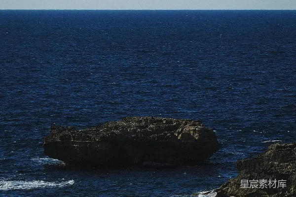 高清摄影 海边礁石
