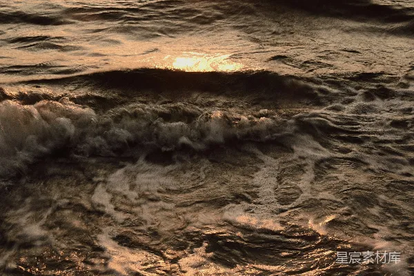 高清摄影 夕阳下的海浪