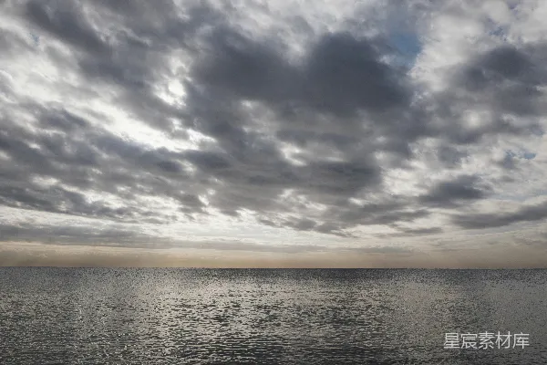 高清摄影 阴云密布的海景