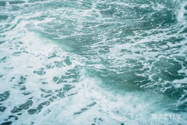 高清摄影 海浪中的泡沫
