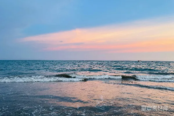 高清摄影 夕阳下的海浪