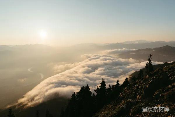 高清摄影 雾海日出的山川