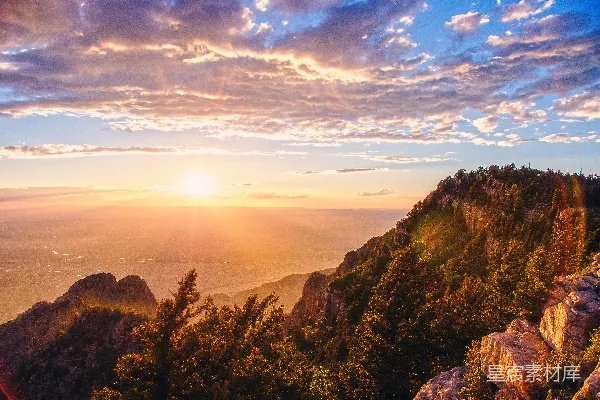 高清摄影 日落山巅的壮丽景色