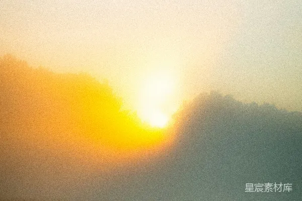 高清摄影 雾中的晨曦