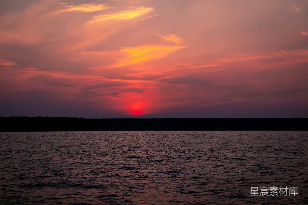 高清摄影 湖畔夕阳