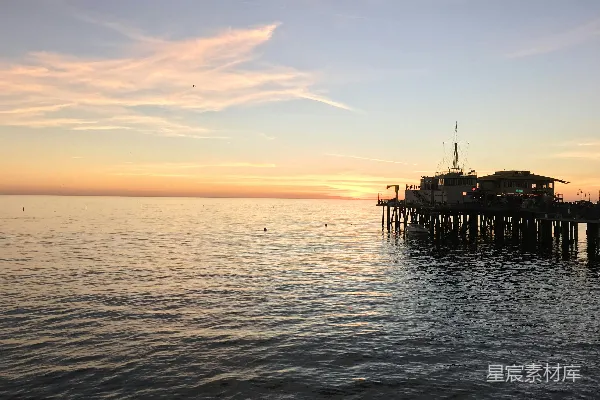 高清摄影 夕阳下的码头