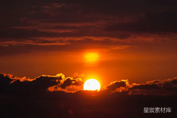 高清摄影 日落时分的云海