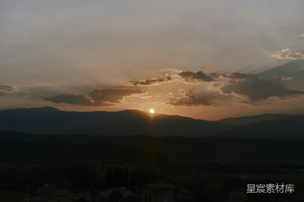 高清摄影 山间夕阳