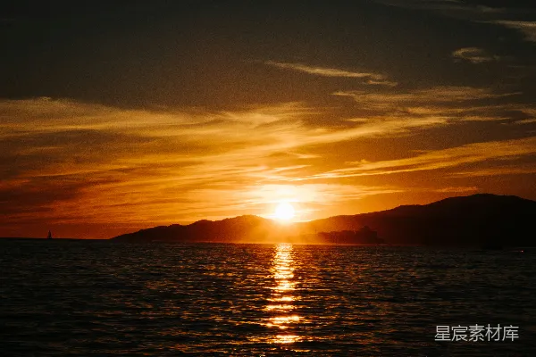 高清摄影 夕阳下的海港