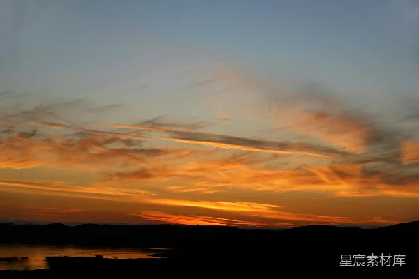 高清摄影 夕阳下的宁静湖景