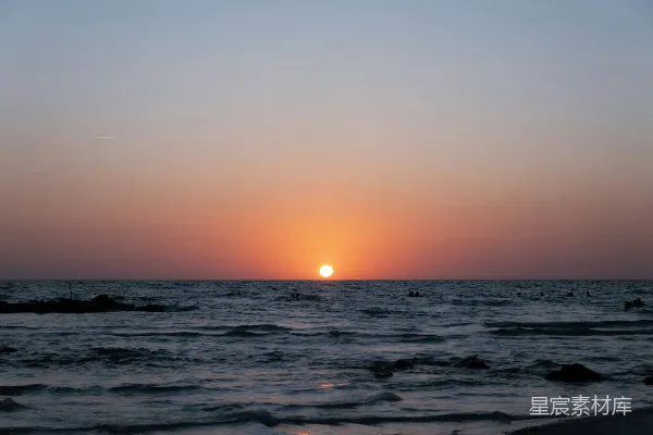 高清摄影 夕阳下的宁静海滩