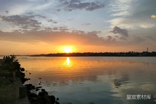 高清摄影 湖畔夕阳
