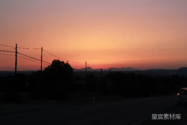 高清摄影 黄昏路上的宁静