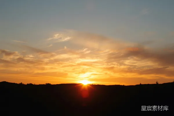 高清摄影 夕阳下的宁静山景