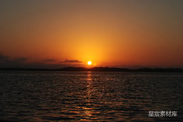 高清摄影 夕阳下的宁静海景