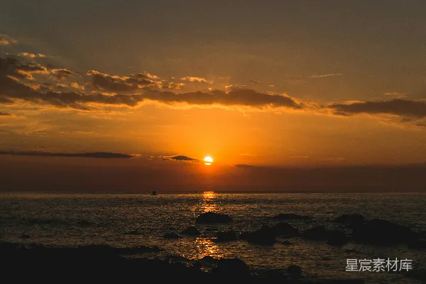 高清摄影 海天一色的夕阳