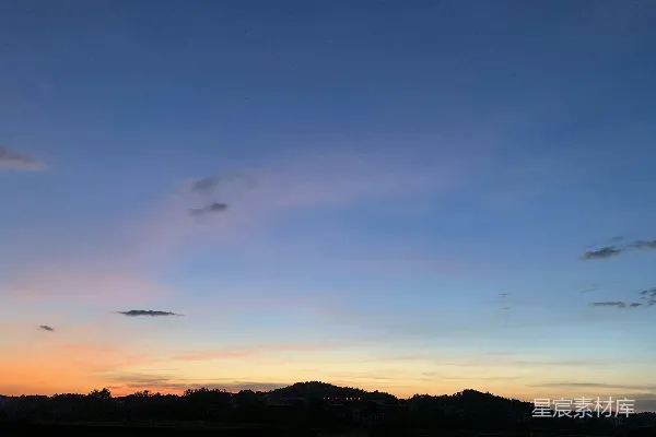 高清摄影 黄昏的宁静天空