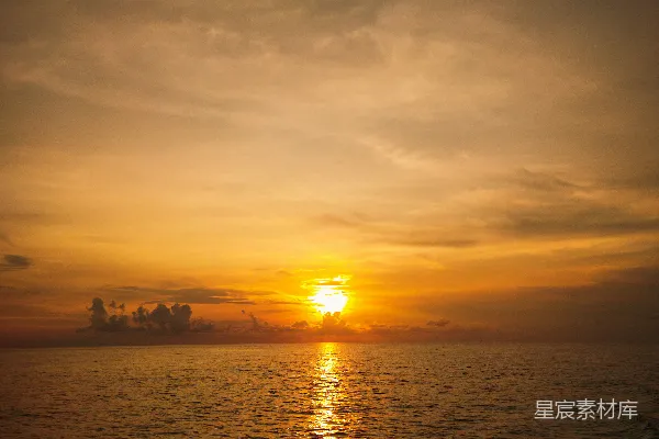 高清摄影 海面上的夕阳