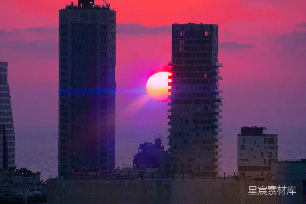 高清摄影 城市日落：高楼剪影