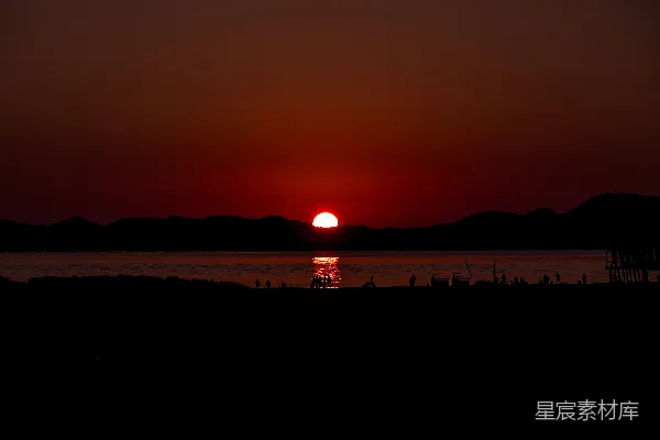 高清摄影 海边夕阳下的剪影