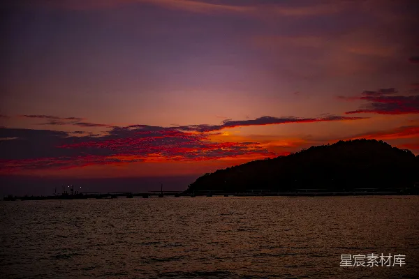 高清摄影 夕阳下的宁静海港