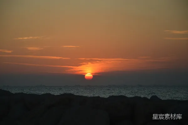 高清摄影 夕阳西下，海港剪影