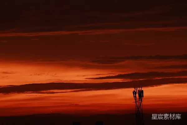 高清摄影 夕阳下的剪影塔