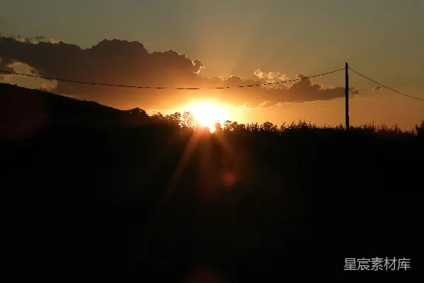 高清摄影 夕阳下的宁静乡村