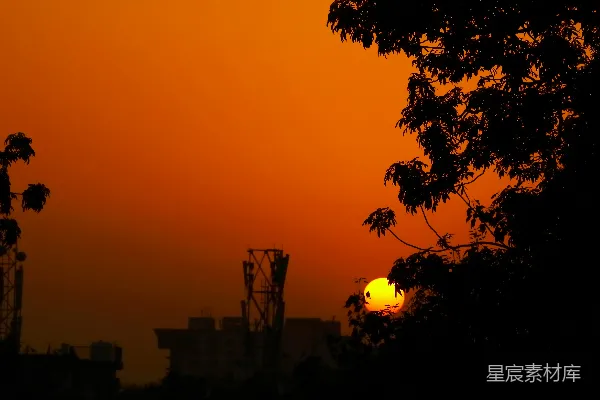 高清摄影 夕阳下的都市剪影