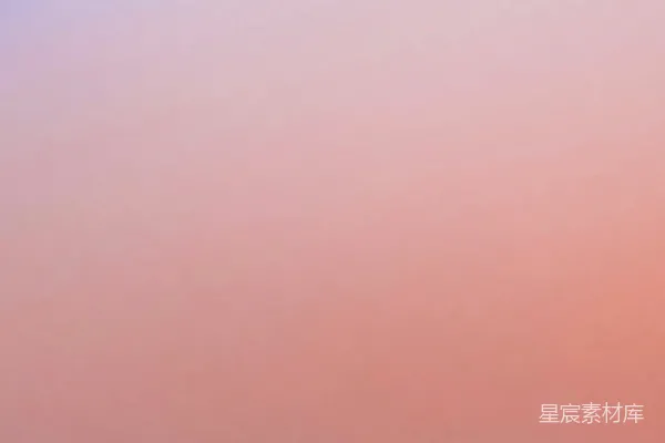 高清摄影 桥上的剪影：日落时分的宁静