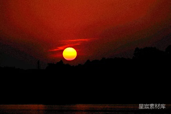 高清摄影 夕阳下的宁静湖畔