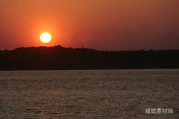 高清摄影 夕阳下的宁静海景