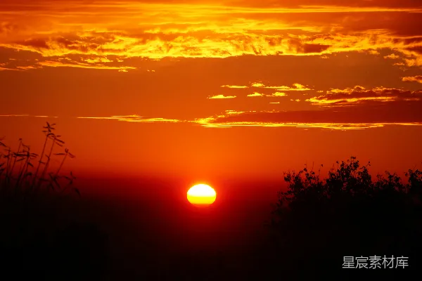 高清摄影 夕阳下的宁静时刻
