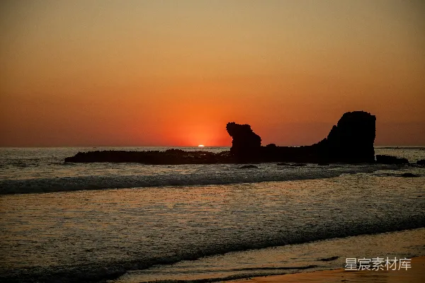 高清摄影 夕阳下的海岸