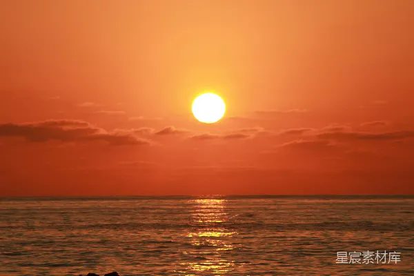 高清摄影 夕阳下的海面