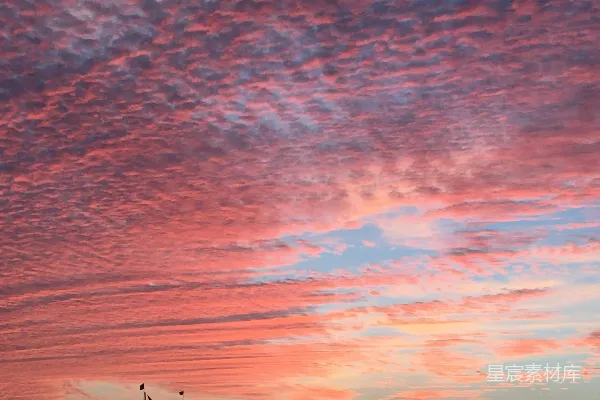 高清摄影 夕阳下的帆船剪影