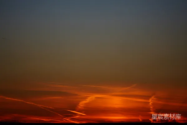 高清摄影 夕阳下的风车阵
