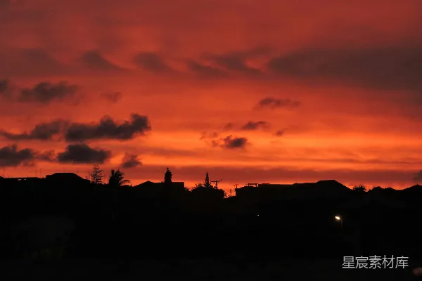 高清摄影 夕阳下的宁静小镇