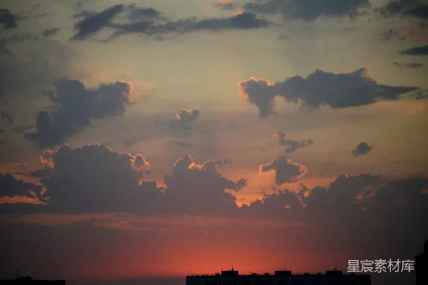 高清摄影 夕阳下的城市剪影