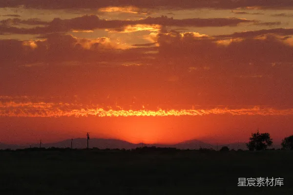 高清摄影 夕阳下的宁静田野