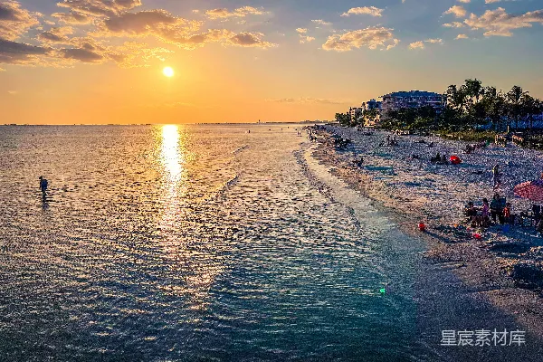 高清摄影 夕阳下的海滩