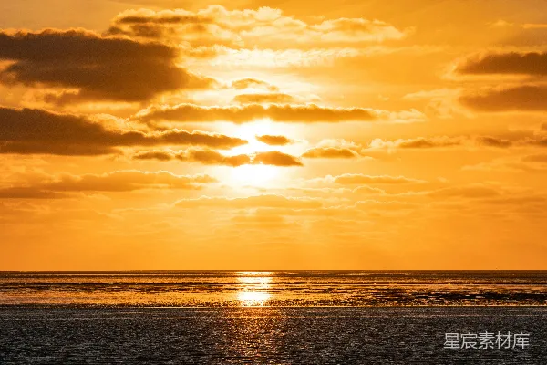 高清摄影 夕阳下的宁静海景