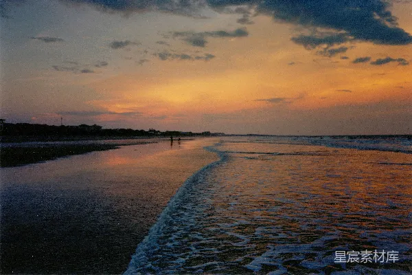 高清摄影 夕阳下的海滩