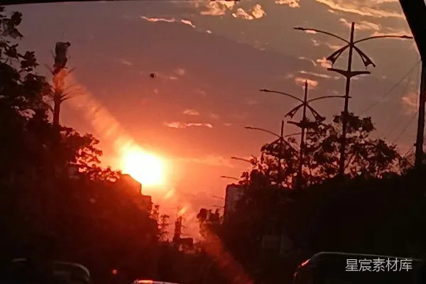 高清摄影 夕阳下的城市街景