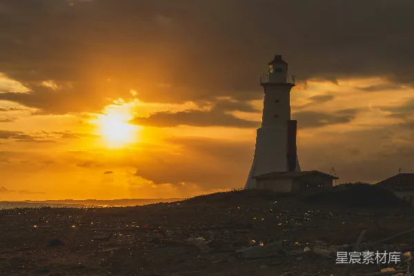 高清摄影 夕阳下的灯塔