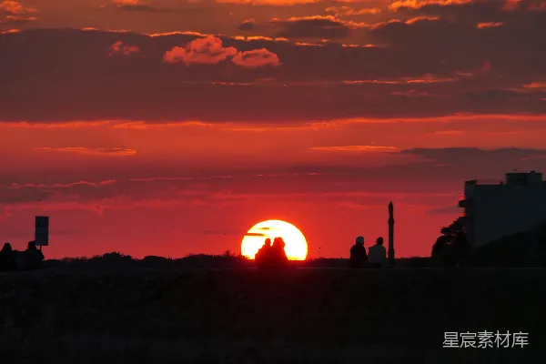 高清摄影 夕阳下的宁静时光