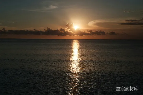 高清摄影 夕阳下的宁静海洋