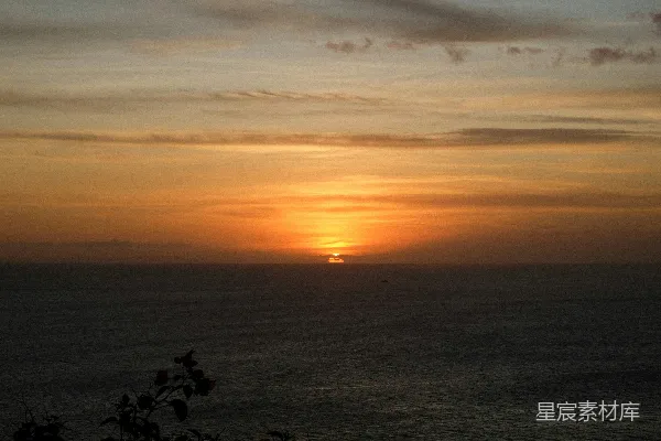 高清摄影 夕阳下的海景