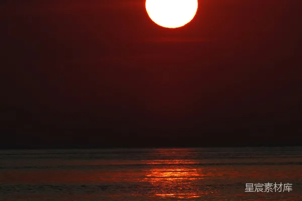 高清摄影 夕阳下的海面