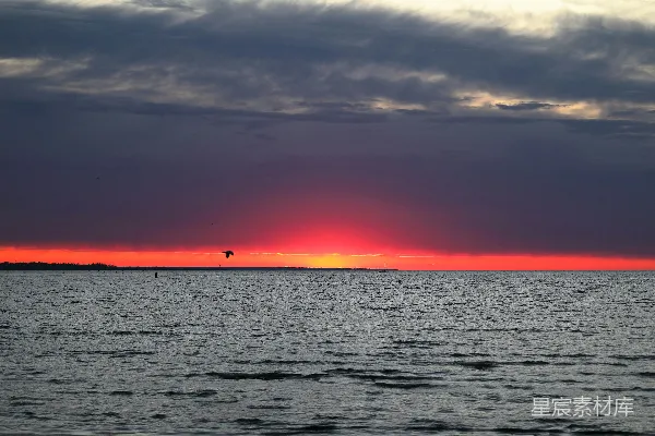 高清摄影 夕阳下的海景